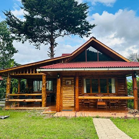 Hassinger Ranch Cabanas Oxapampa Luaran gambar