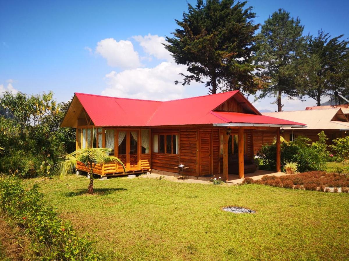 Hassinger Ranch Cabanas Oxapampa Luaran gambar