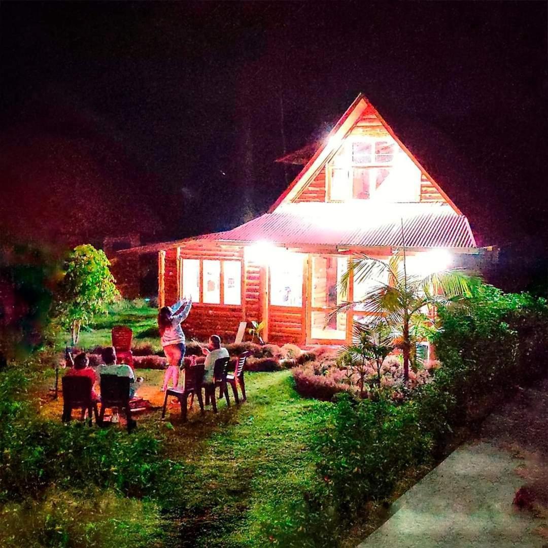 Hassinger Ranch Cabanas Oxapampa Bilik gambar