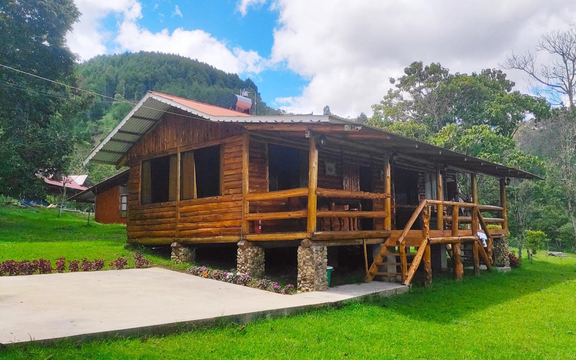 Hassinger Ranch Cabanas Oxapampa Bilik gambar