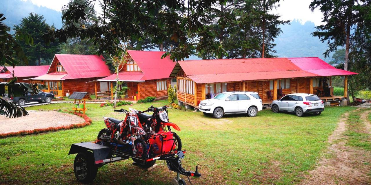 Hassinger Ranch Cabanas Oxapampa Luaran gambar